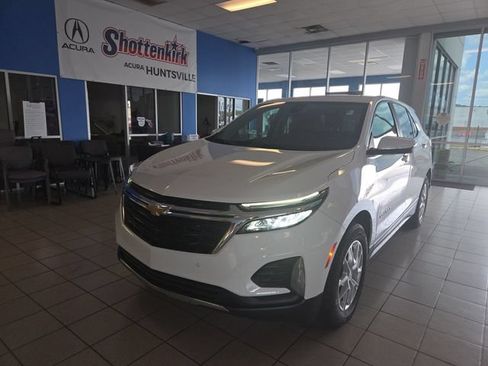 Used 2023 Chevrolet Equinox LT AWD/4WD image 1