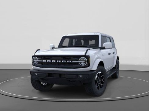 New 2026 Ford Bronco Outer Banks AWD/4WD image 2