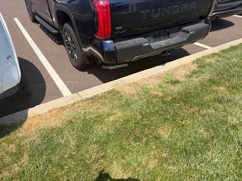 Used 2025 Toyota Tundra Limited w/ TRD Off-Road Package AWD/4WD image 10