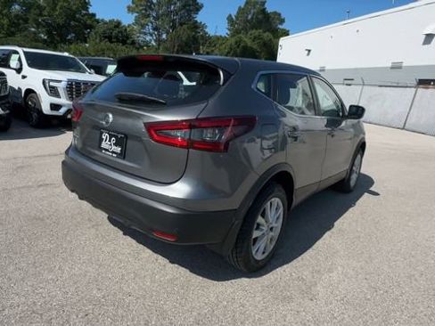 Used 2021 Nissan Rogue Sport S FWD image 8