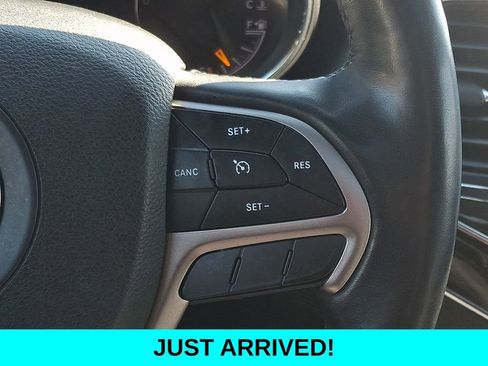 Used 2021 Jeep Grand Cherokee Limited w/ Premium Lighting Group image 24