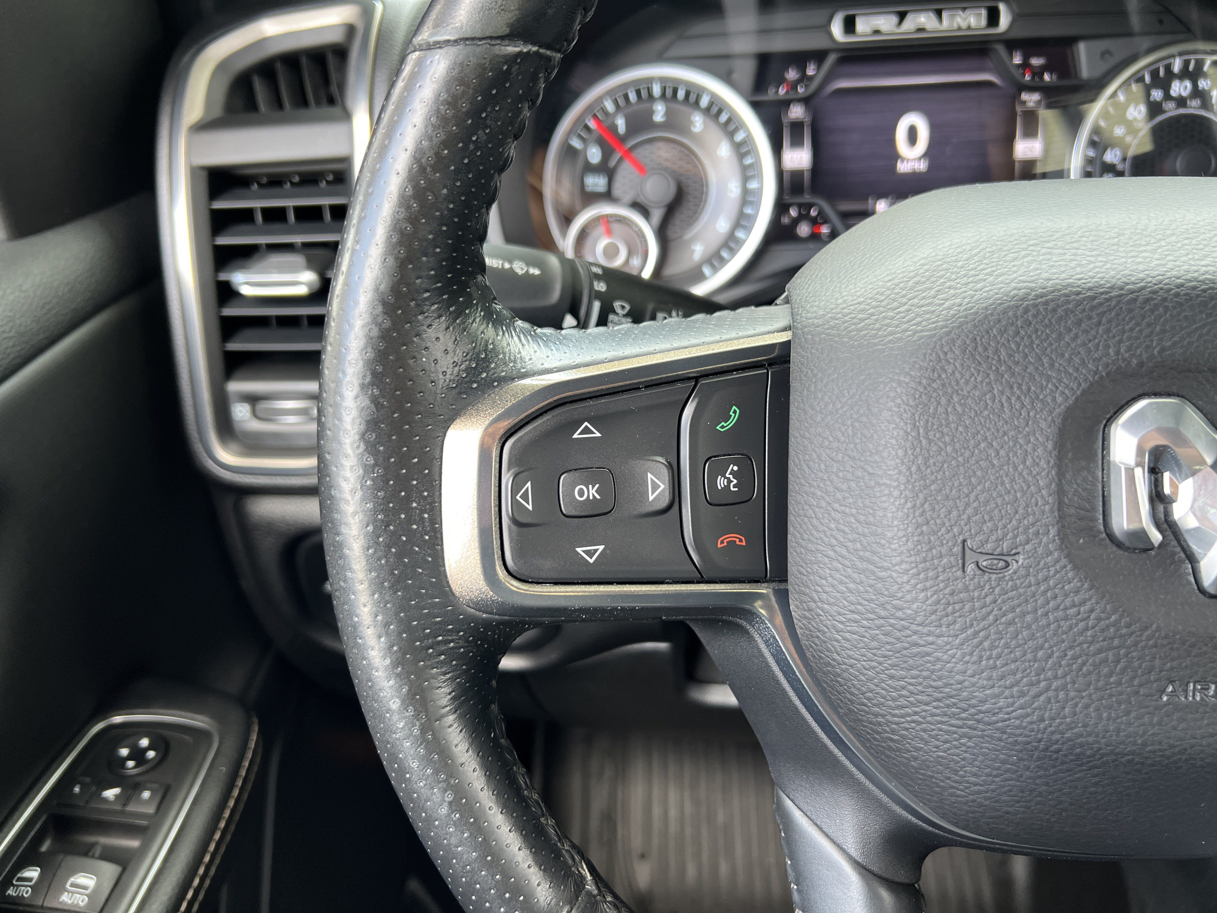 Used 2019 RAM 1500 Sport w/ Advanced Safety Group AWD/4WD image 25