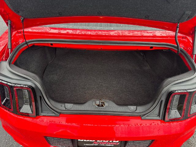 Used 2014 Ford Mustang Premium RWD image 9