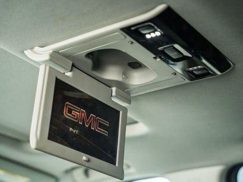 Used 2016 GMC Yukon SLT w/ Open Road Package image 38