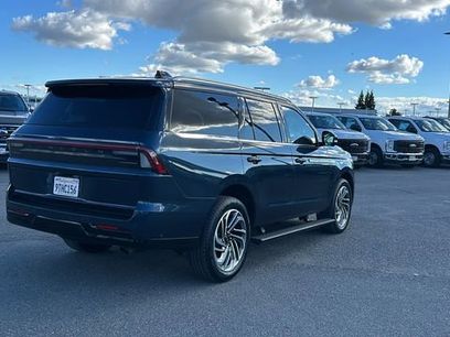 Used 2025 Lincoln Navigator Reserve