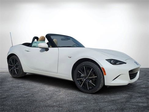 New 2025 MAZDA MX-5 Miata Grand Touring image 1