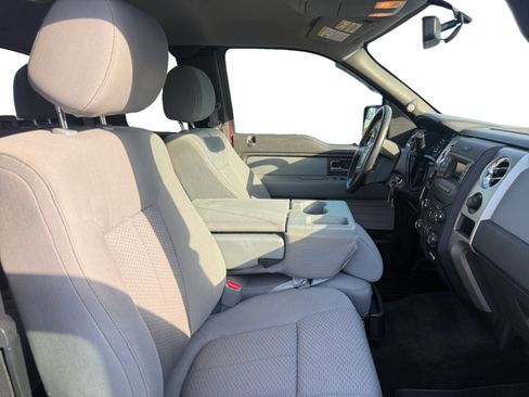 Used 2014 Ford F150 XLT w/ XLT Chrome Package image 17