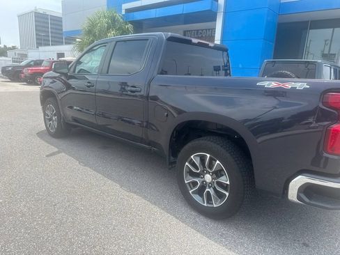 Used 2023 Chevrolet Silverado 1500 LT AWD/4WD image 7
