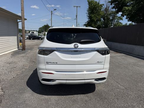 Used 2022 Buick Enclave Avenir w/ Avenir Technology Package AWD/4WD image 9