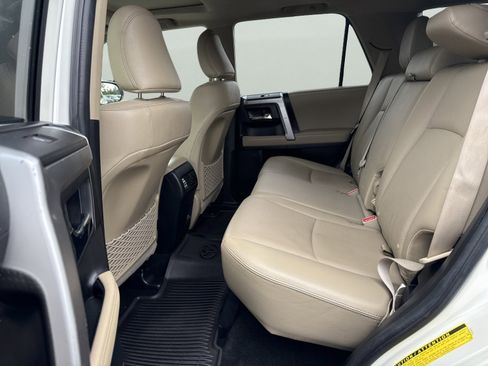 Used 2022 Toyota 4Runner Limited AWD/4WD image 12