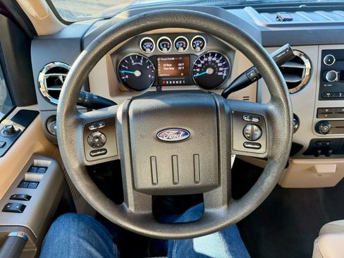 Used 2016 Ford F350 XLT w/ XLT Premium Package image 11