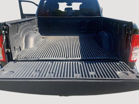 Used 2024 RAM 2500 Big Horn AWD/4WD image 13