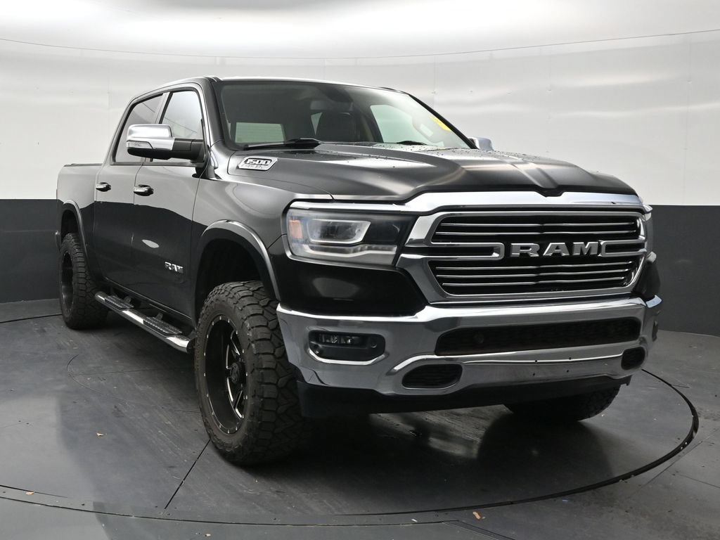 Used 2019 RAM 1500 Laramie AWD/4WD image 7
