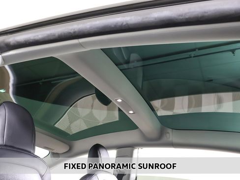 Used 2023 Tesla Model 3 Standard Range image 5