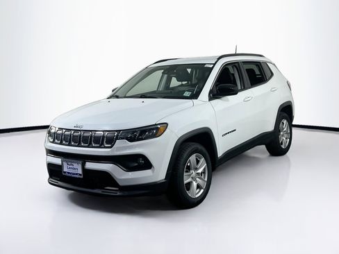 Used 2022 Jeep Compass Latitude AWD/4WD image 1