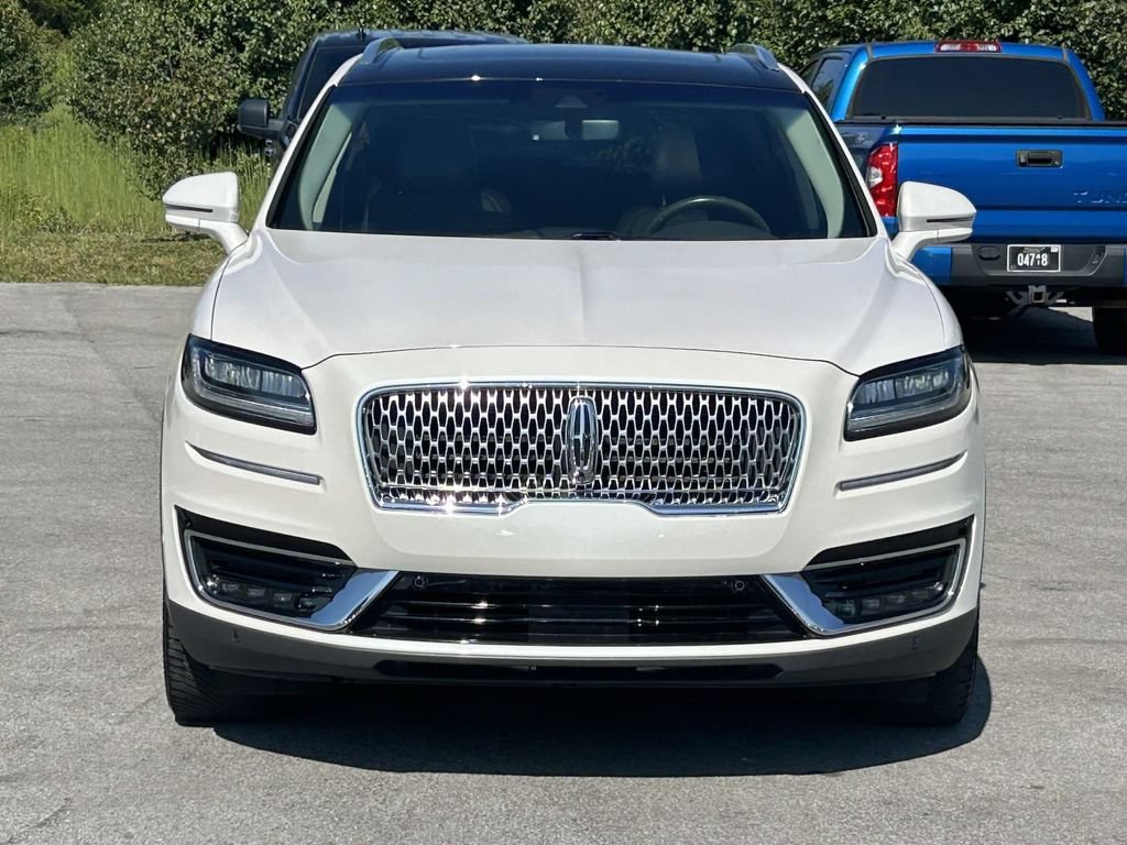 Used 2019 Lincoln Nautilus Reserve FWD image 2