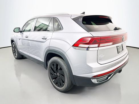 New 2026 Volkswagen Atlas Cross Sport SE AWD/4WD image 5