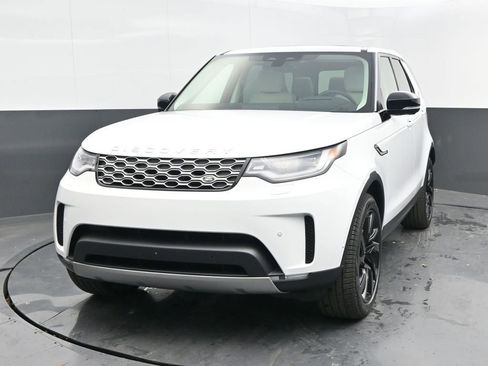 New 2025 Land Rover Discovery S AWD/4WD image 1