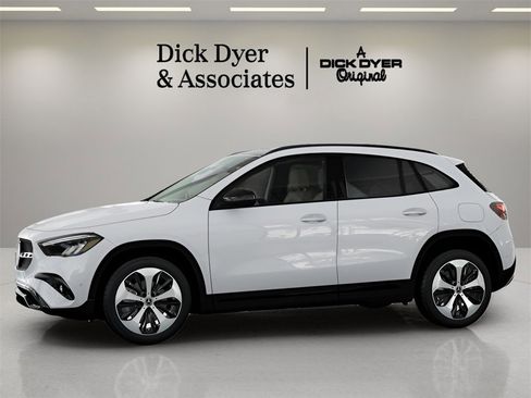 Used 2026 Mercedes-Benz GLA 250 image 25