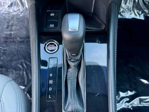 Used 2021 Nissan Kicks SV FWD image 16