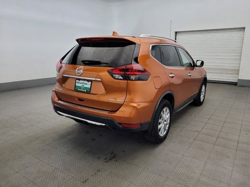 Used 2020 Nissan Rogue SV image 9
