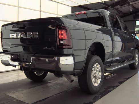 Used 2026 RAM 2500 Big Horn AWD/4WD image 4