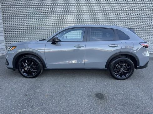 Used 2024 Honda HR-V Sport image 2