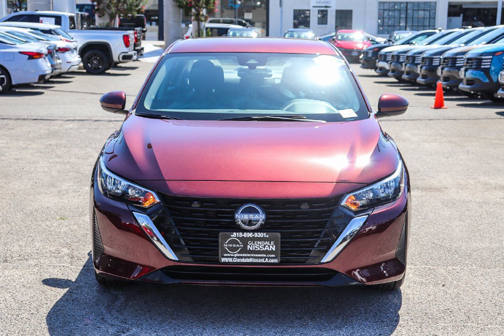 Certified 2025 Nissan Sentra SV FWD image 2