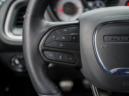 Used 2022 Dodge Challenger R/T Scat Pack w/ Shaker Package image 29