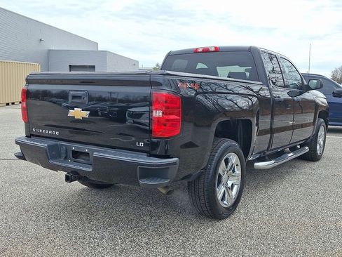 Used 2019 Chevrolet Silverado 1500 Custom w/ LPO, Essentials Package image 6