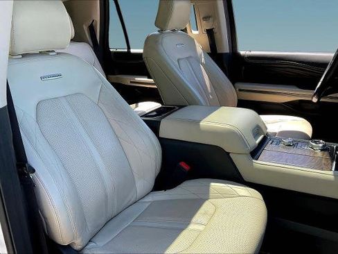 Used 2020 Ford Expedition Max Platinum AWD/4WD image 29