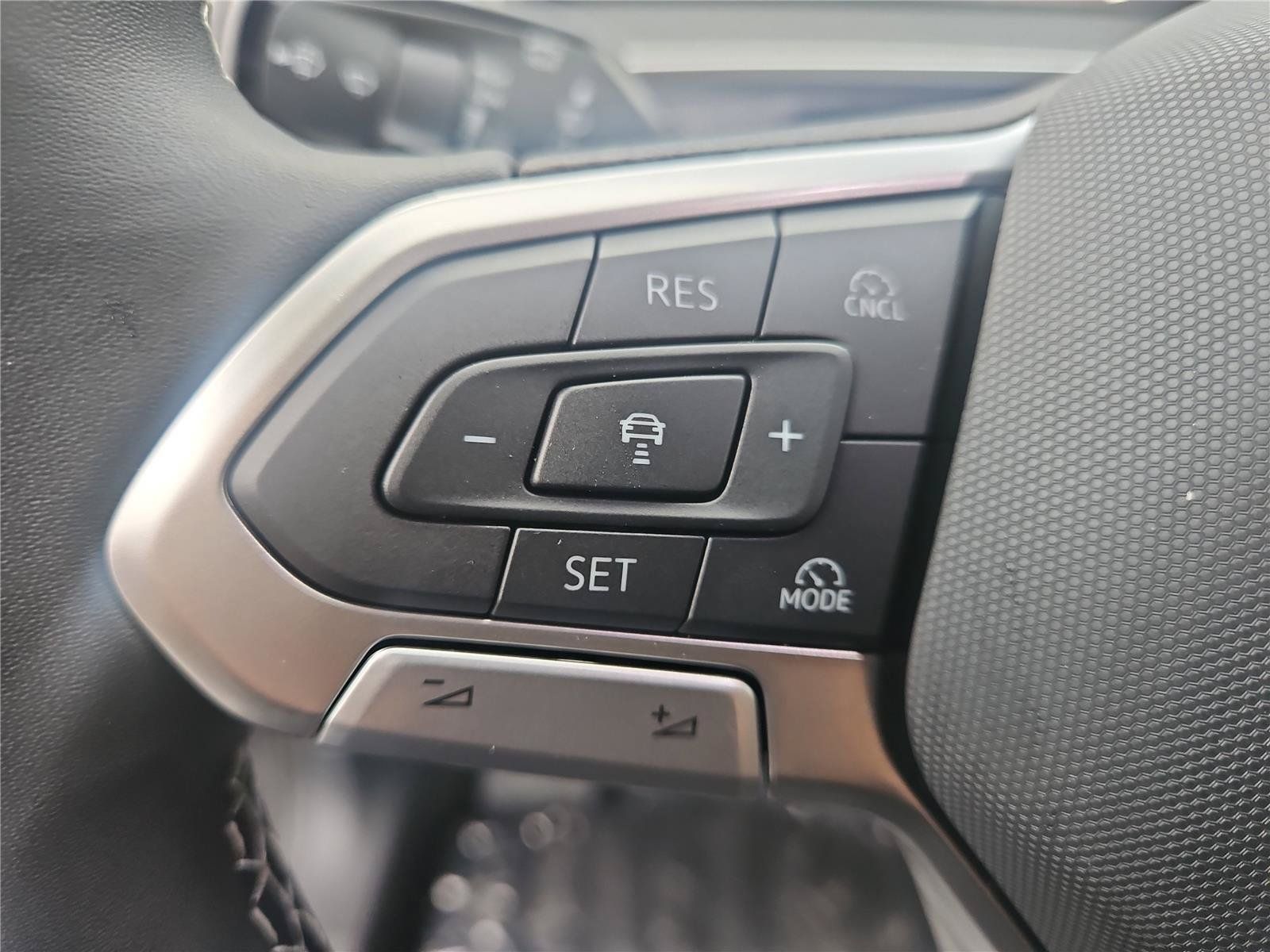 New 2026 Volkswagen Tiguan S AWD/4WD image 16