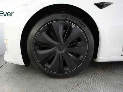 Used 2022 Tesla Model S AWD/4WD image 19