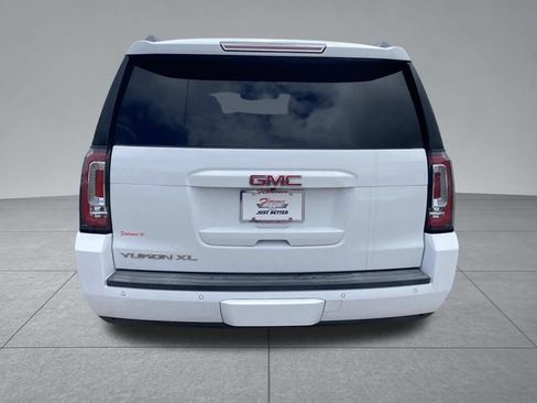 Used 2017 GMC Yukon XL SLT w/ Open Road Package RWD image 14