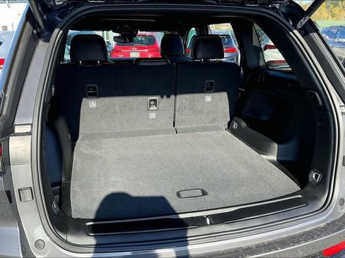 New 2024 Jeep Grand Cherokee Limited w/ Black Appearance Package image 23