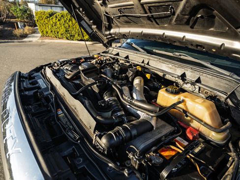 Used 2016 Ford F250 Lariat w/ Lariat Ultimate Package image 27