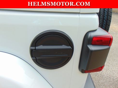 New 2025 Jeep Wrangler Sahara image 13