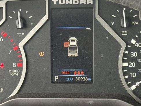 Used 2024 Toyota Tundra SR5 w/ SR5 Premium Package image 17