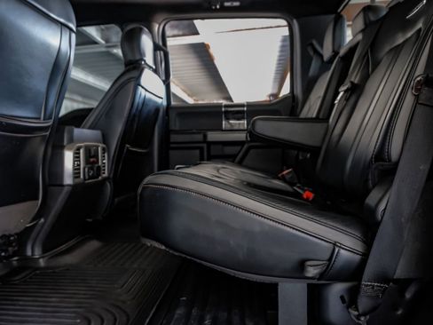 Used 2020 Ford F250 Platinum w/ FX4 Off-Road Package image 40