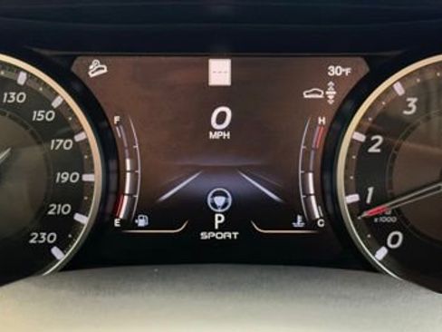 Used 2022 Maserati Levante Trofeo image 50