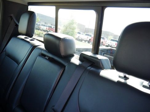 Used 2024 Ford F250 Lariat w/ Lariat Ultimate Package AWD/4WD image 18