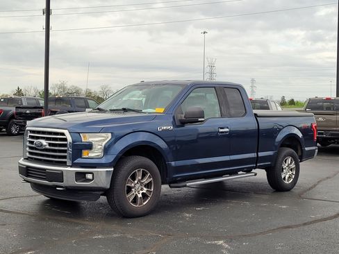 Used 2015 Ford F150 XLT w/ Equipment Group 302A Luxury image 8
