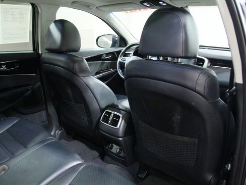 Used 2019 Kia Sorento EX AWD/4WD image 22