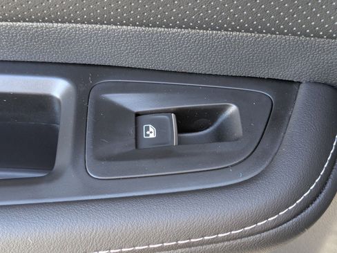 New 2026 Volkswagen Atlas SE image 27