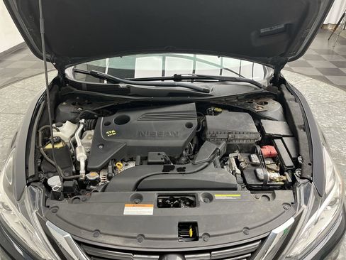 Used 2017 Nissan Altima 2.5 SV image 23