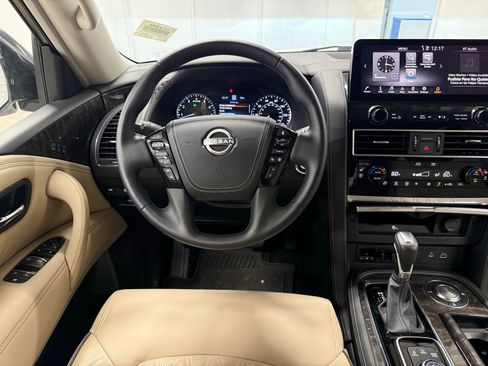 Used 2024 Nissan Armada Platinum w/ Captain's Chairs Package RWD image 16