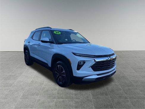 Used 2026 Chevrolet TrailBlazer LT w/ LT Cold Weather Package image 8