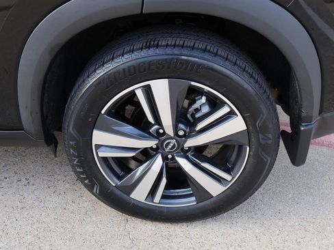 Used 2023 Nissan Rogue SL FWD image 10