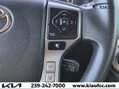 Used 2021 Toyota 4Runner SR5 Premium image 27