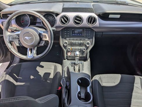 Used 2017 Ford Mustang Coupe RWD image 15